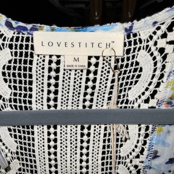 Women’s top - Picture 3 of 6